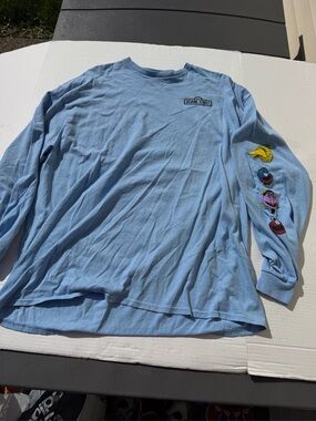 Sesame Street l/s 2XL. Light blue. Pre-owned